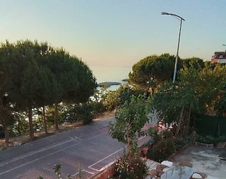 Sinop Gerze'de Denize Sıfır, Bahçeli Tatil Evi - 4