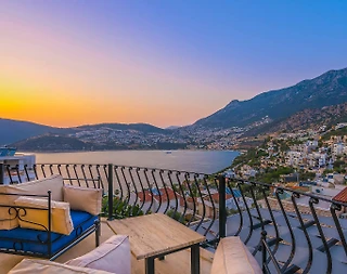 Kalkan'da Muhteşem Deniz Manzaralı, Sonsuzluk Havuzlu, Kiralık Villa - 5