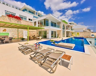 Kaş Kalkan'da Göz Alıcı Manzaralı, Özel Havuzlu, Lüks Villa - 2