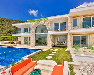 Kaş Kalkan'da Göz Alıcı Manzaralı, Özel Havuzlu, Lüks Villa - 1
