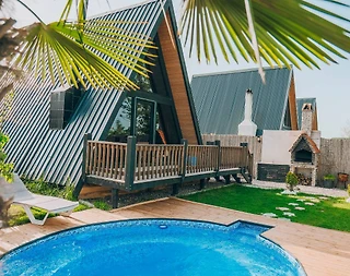 Sapanca Şükriye'de Doğa İçinde, Özel Havuzlu, Şömineli Bungalov - 2