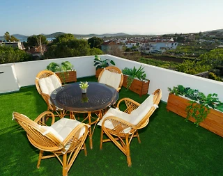 Cunda Adası'nda Merkezi Konumda, Deniz ve Doğa Manzaralı Müstakil Ev - 1