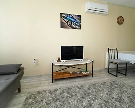 Cunda Adası'nda Merkezi Konumda, Deniz ve Doğa Manzaralı Müstakil Ev - 3