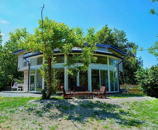 Sapanca Kırkpınar'da Doğa İçerisinde, Ortak Havuzlu, Kiralık Villa  - 1