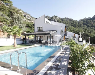 Marmaris Turunç'ta Kalabalık Ailelere Uygun, Özel Havuzlu, Kiralık Villa - 2