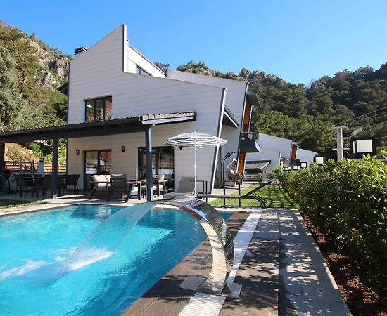 Marmaris Turunç'ta Kalabalık Ailelere Uygun, Özel Havuzlu, Kiralık Villa - 1