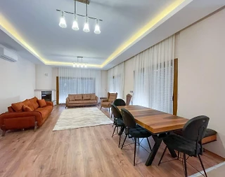 Ula Esentepe'de Kalabalık Ailelere Uygun, Özel Havuzlu, Modern Villa - 3