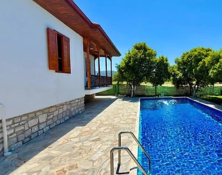 Ula Gökova'da Sakin Konumda, Özel Havuzlu, Kiralık Villa - 1