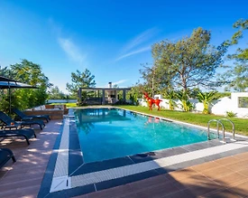 Fethiye Ölüdeniz'de Modern Tasarıma Sahip, Özel Havuzlu, Lüks Villa - 3