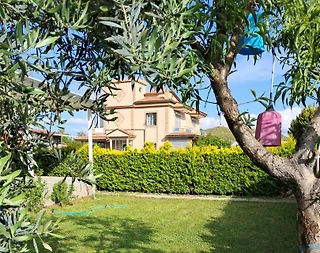 İzmir Urla'da Denize Yakın Konumda, Geniş Ailelere Uygun, Şık Villa - 4