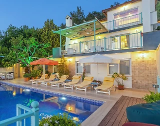 Kaş Üzümlü'de Yeşilliklerle Dolu Doğada, Özel Havuzlu, 3+1 Villa - 2