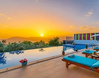 Kaş Üzümlü'de Doğa İçerisinde, Özel Havuzlu, 4 Kişilik, Konforlu Villa - 5