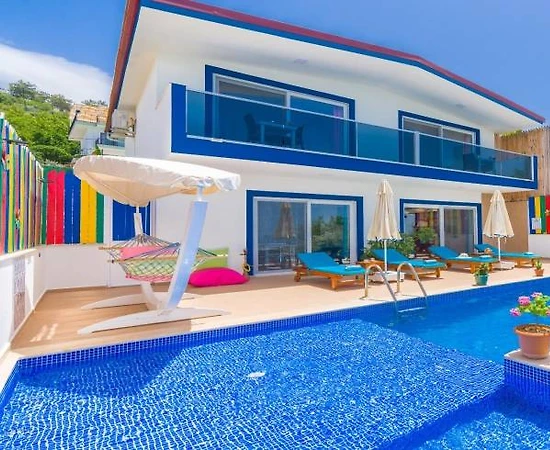Kaş Üzümlü'de Doğa İçerisinde, Özel Havuzlu, 4 Kişilik, Konforlu Villa - 1