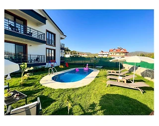 Fethiye Çiftlik'te Plaja Yürüme Mesafesinde, Özel Havuzlu, Şık Villa - 1