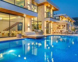 Kaş Kalkan'da Sakin Konumda, Özel Havuzlu, Modern Kiralık Villa - 3