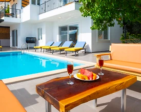 Kaş Kalkan'da Geniş Ailelere Uygun, Özel Havuzlu, Modern Villa - 3
