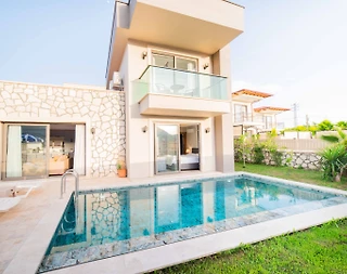 Kaş Andifli'de Modern Tasarımlı, Özel Havuzlu, Taş Villa - 1