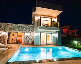 Kaş Andifli'de Modern Tasarımlı, Özel Havuzlu, Taş Villa - 2
