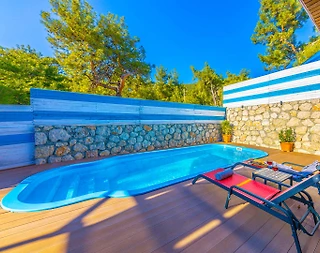 Kaş İslamlar'da Doğa İçerisinde, Özel Havuzlu, Korunaklı Villa - 2