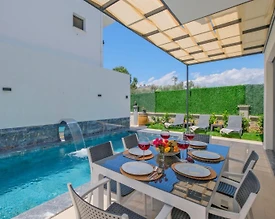 Fethiye Karaçulha'da Sakin Konumda, Özel Havuzlu, Bahçeli Villa - 3