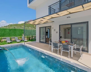 Fethiye Karaçulha'da Sakin Konumda, Özel Havuzlu, Bahçeli Villa - 4
