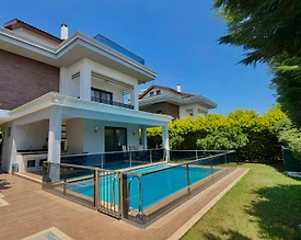 Fethiye Foça'da Denize Yakın Konumda, Özel Havuzlu, Merkezi Villa - 2