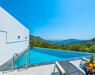 Kaş İslamlar'da Panoramik Deniz Manzaralı, Özel Havuzlu, 1+1 Villa - 3