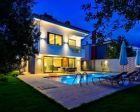 Fethiye Ölüdeniz'de Geniş Bahçede, Özel Havuzlu, Merkezi Villa - 2