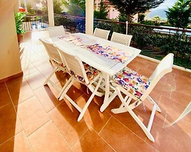 Fethiye Ölüdeniz'de Site İçerisinde, Ortak ve Özel Havuzlu, Kiralık Villa - 3