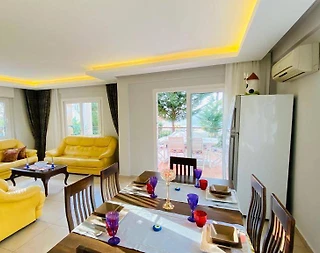 Fethiye Ölüdeniz'de Site İçerisinde, Ortak ve Özel Havuzlu, Şık Villa - 5