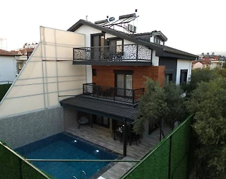 Fethiye Akarca'da Merkezi Yakın Konumda, Özel Havuzlu, İkiz Villa - 2