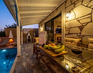 Fethiye Karaağaç'ta Özel Havuzlu, Doğayla İç İçe, Tatil Villası - 4