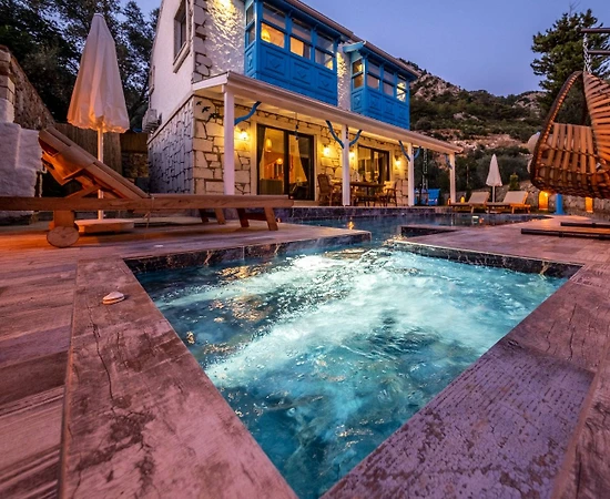 Fethiye Karaağaç'ta Özel Havuzlu, Doğayla İç İçe, Tatil Villası - 1