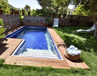 Fethiye Kayaköy'de Rum Mimarisine Sahip, Özel Havuzlu, Bahçeli Villa - 1