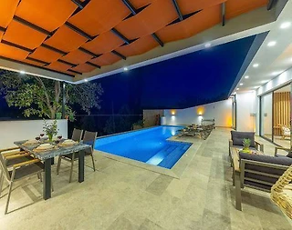 Kaş İslamlar'da Yemyeşil Doğa Manzaralı, Özel Havuzlu, Şık Villa - 3