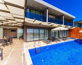 Kaş Bezirgan'da Deniz Ve Doğa Manzaralı, Özel Havuzlu, Lüks Villa - 3