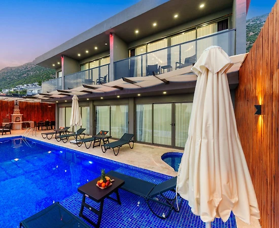 Kaş Bezirgan'da Deniz Ve Doğa Manzaralı, Özel Havuzlu, Lüks Villa - 1
