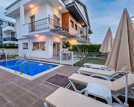 Fethiye Akarca'da Kalabalık Ailelere Uygun, Özel Havuzlu, Kiralık Villa - 3