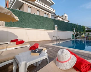 Fethiye Akarca'da Kalabalık Ailelere Uygun, Özel Havuzlu, Şık Villa - 4