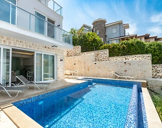 Kaş Çukurbağ'da Muhteşem Deniz Manzaralı, Özel Havuzlu, Kiralık Villa - 1