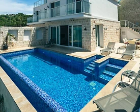 Kaş Çukurbağ'da Muhteşem Deniz Manzaralı, Özel Havuzlu, Kiralık Villa - 2