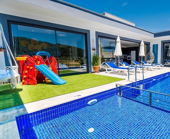 Kaş Sarıbelen'de Gözlerden Uzak Konumda, Özel Havuzlu, Saunalı Villa - 1