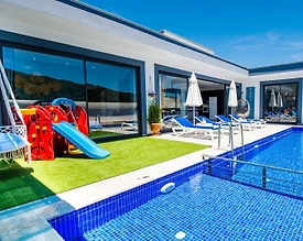 Kaş Sarıbelen'de Gözlerden Uzak Konumda, Özel Havuzlu, Saunalı Villa - 2