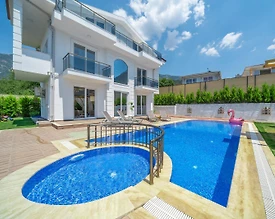 Fethiye Ölüdeniz'de Geniş Ailelere Uygun, Özel Havuzlu, 3+1 Villa - 2