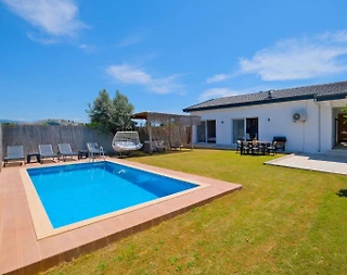 Muğla Fethiye'de Enfes Doğada, Özel Havuzlu, 3+1 Villa - 1