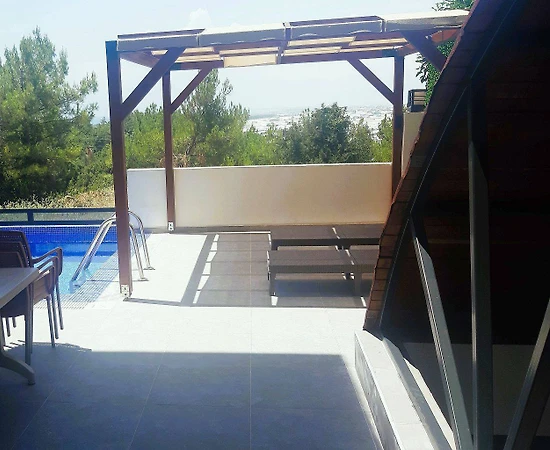 Antalya Kumluca'da Çekirdek Ailelere Uygun, Özel Havuzlu, Kiralık Villa - 1