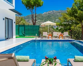 Kaş İslamlar'da Sakin Konumda, Özel Havuzlu, 6 Kişilik Villa - 3