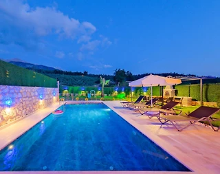 Muğla Seydikemer'de Sessiz Konumda, Özel Havuzlu, Taş Villa - 4