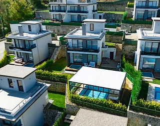 Sapanca Güldibi'nde Çekirdek Ailelere Uygun, Kapalı Havuzlu, Kiralık Villa - 2