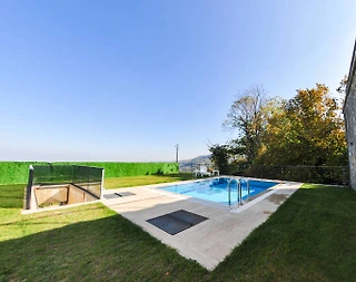 Sapanca Güldibi'nde Muhteşem Tesiste, Özel Havuzlu, Modern Villa - 3